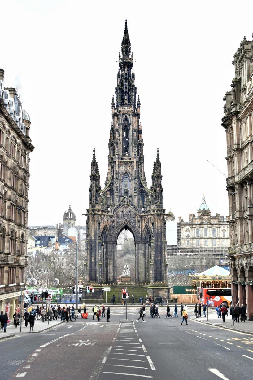 Le Scott's monument 