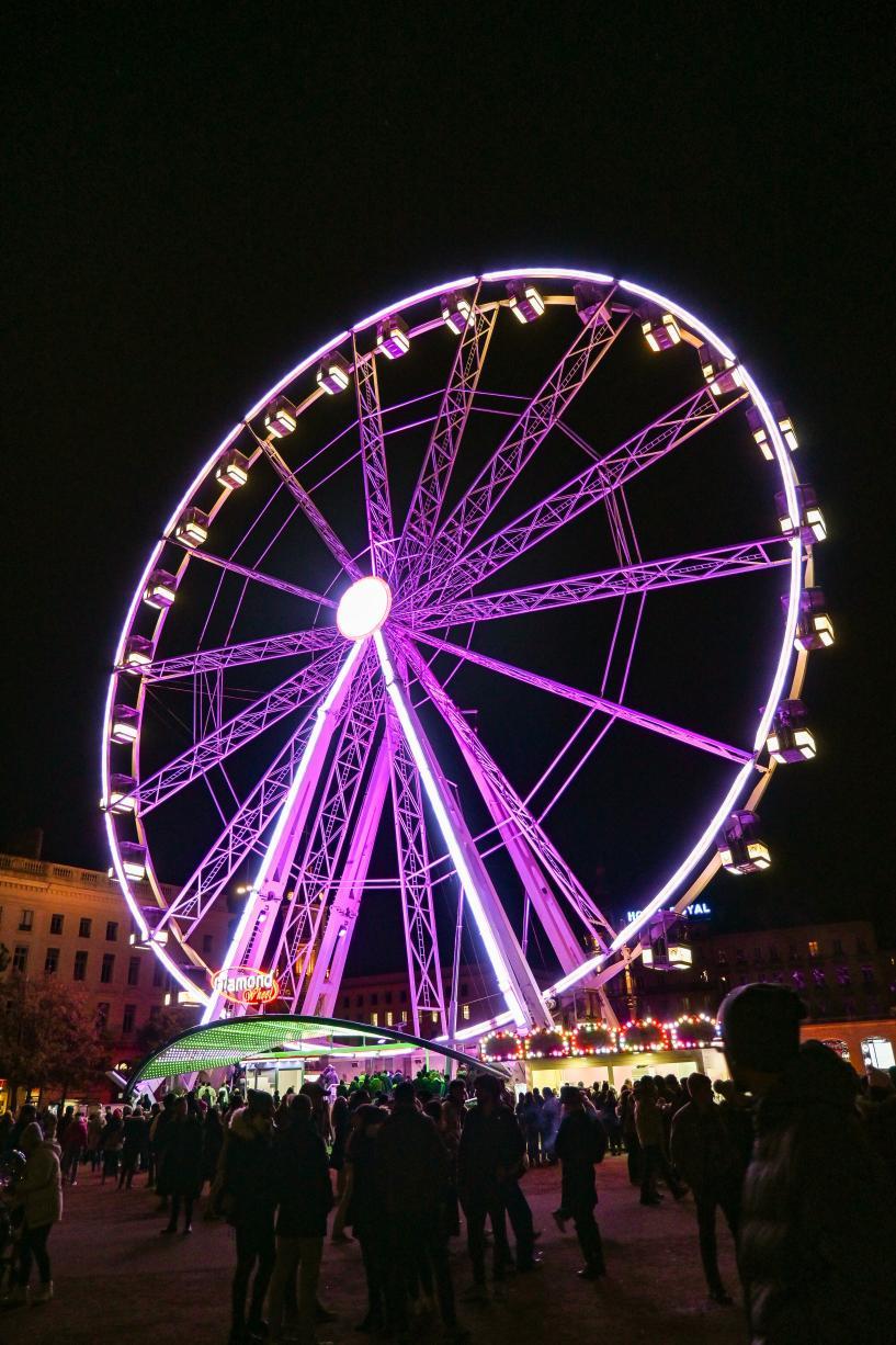 La grande roue de la place Bellecour, lors de la fête des Lumières de Lyon 