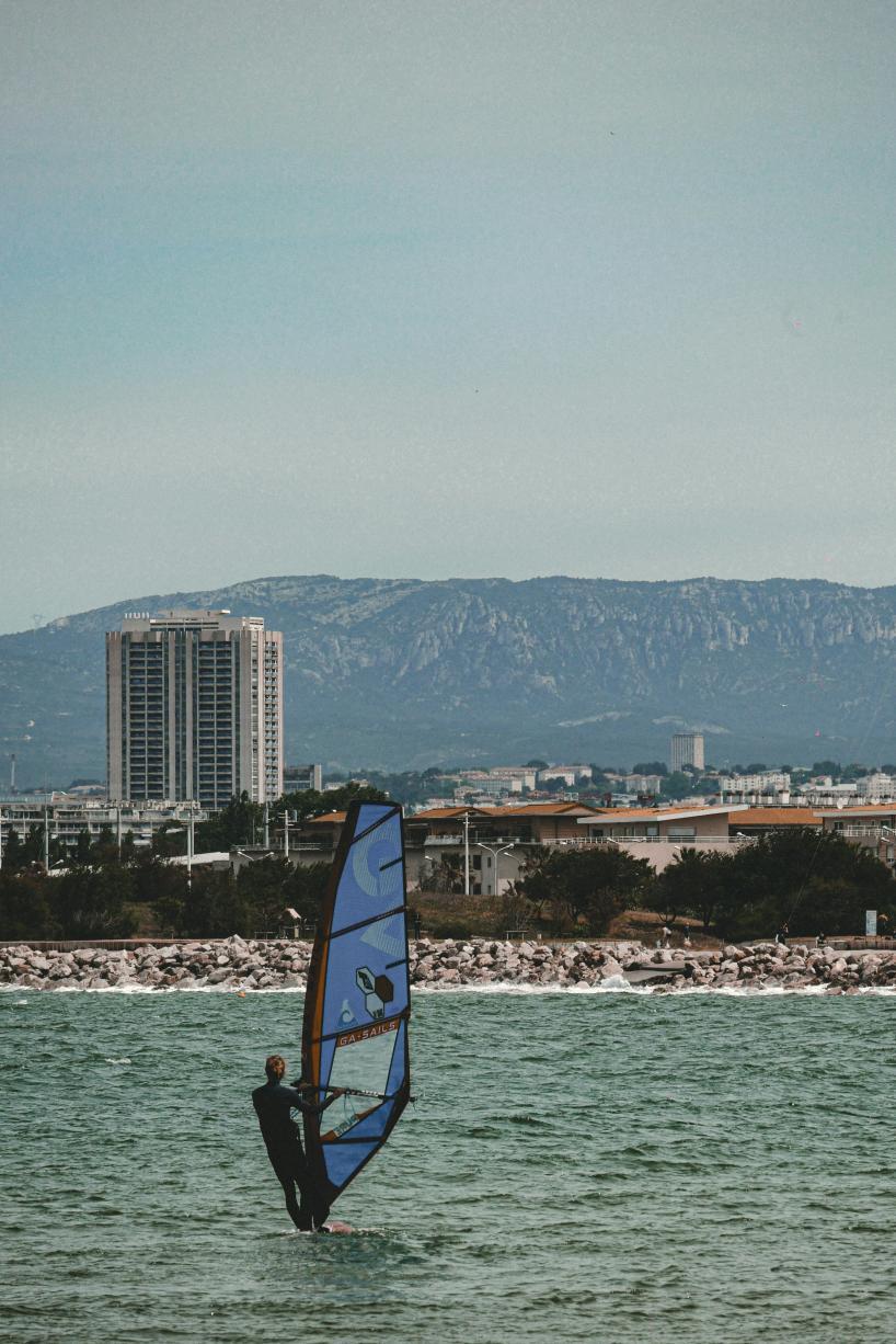 La planche à voile à Marseille 