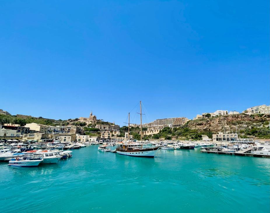 L'entrée sur le port de Gozo