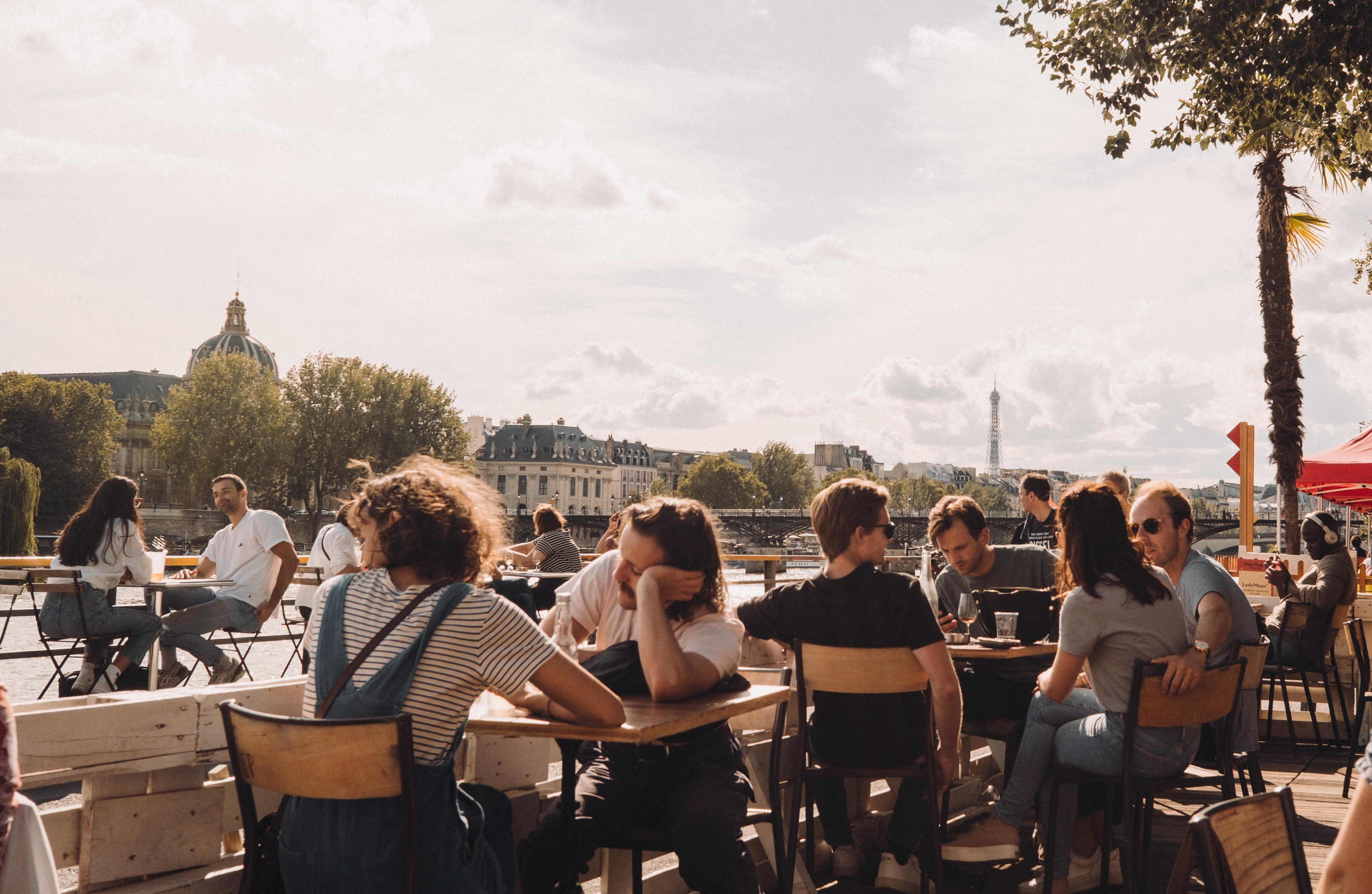 terrasse sur la Seine 