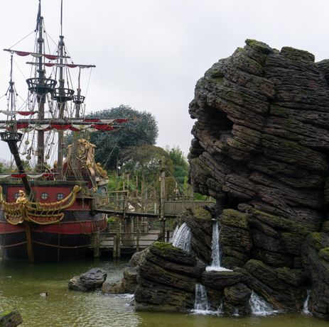 L'attraction Pirates des Caraïbes, au parc Disneyland Paris 