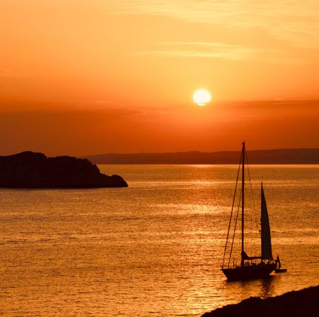 Coucher de soleil sur les îles du Frioul à Marseille