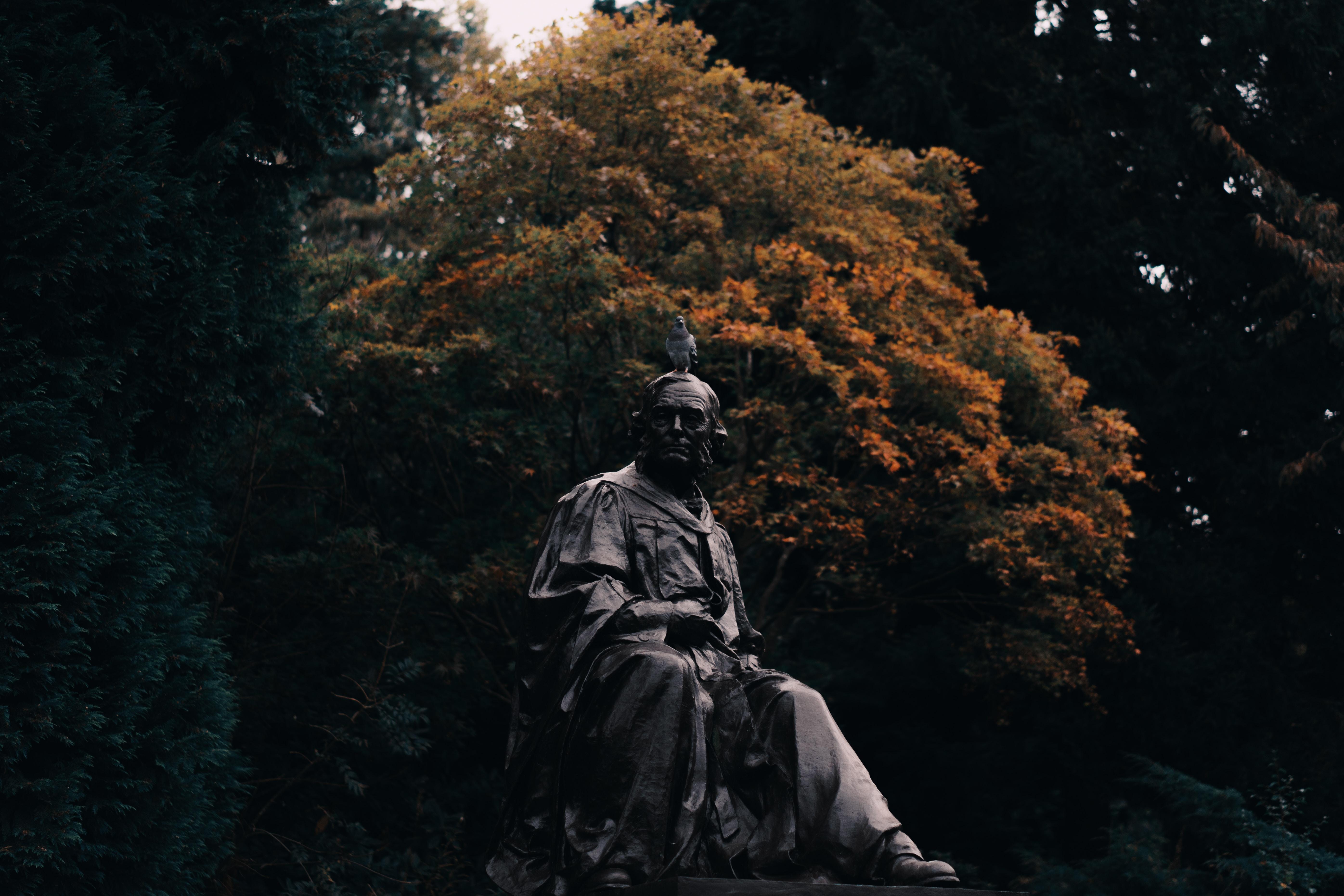 Les sculptures de la Glasgow necropolis